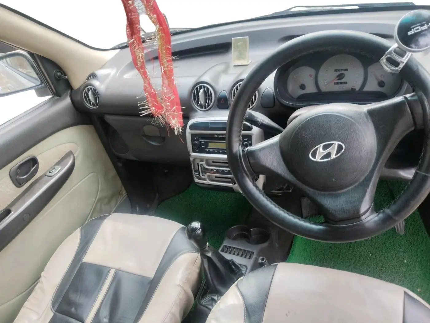 2012 Hyundai Santro Xing GLS, Petrol, Manual, 1,05,310 km, interior