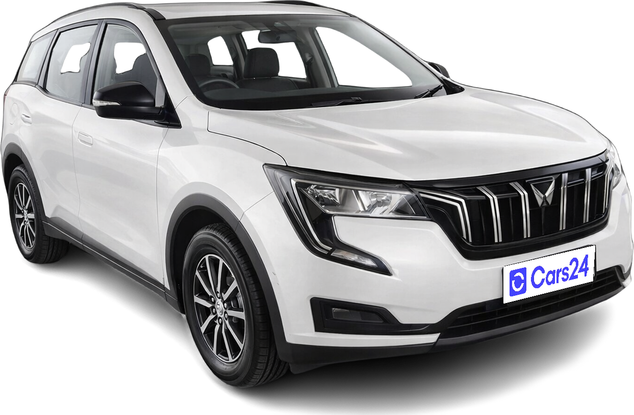 2022 Mahindra XUV700 - SUV - Petrol - Manual - ₹9.45 lakh