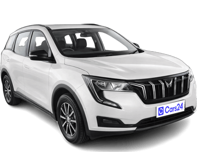 2022 Mahindra XUV700 - SUV - Petrol - Manual - ₹9.45 lakh