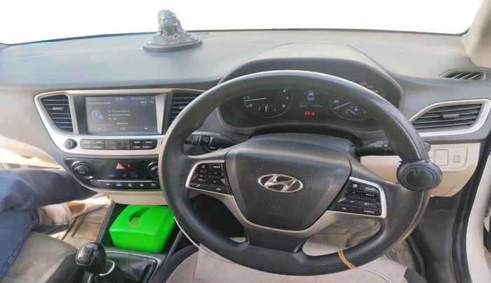 2019 Hyundai Verna 1.6 VTVT SX, Petrol, Manual, 64,058 km, interior