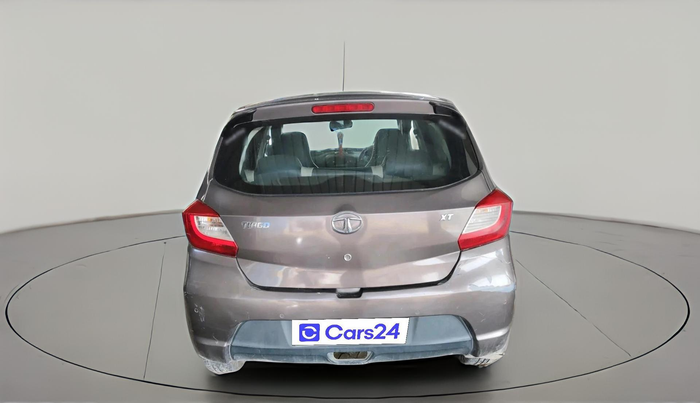 2018 Tata Tiago XT DIESEL, Diesel, Manual, 1,12,494 km, exterior