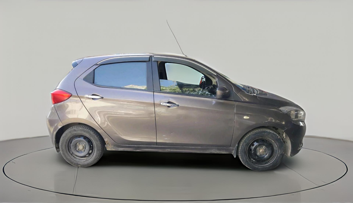 2018 Tata Tiago XT DIESEL, Diesel, Manual, 1,12,494 km, exterior