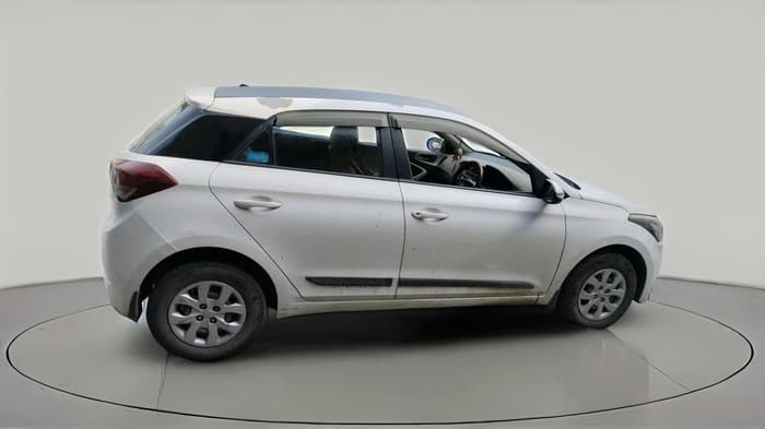 2017 Hyundai Elite i20 SPORTZ 1.4 CRDI, Diesel, Manual, 1,13,858 km, exterior