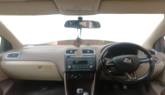 2016 Skoda Rapid 1.5 TDI CR ACTIVE, Diesel, Manual, 1,91,491 km, interior