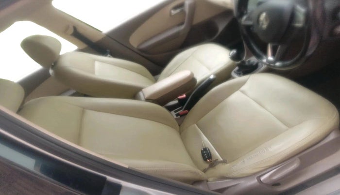 2016 Skoda Rapid 1.5 TDI CR ACTIVE, Diesel, Manual, 1,91,491 km, interior