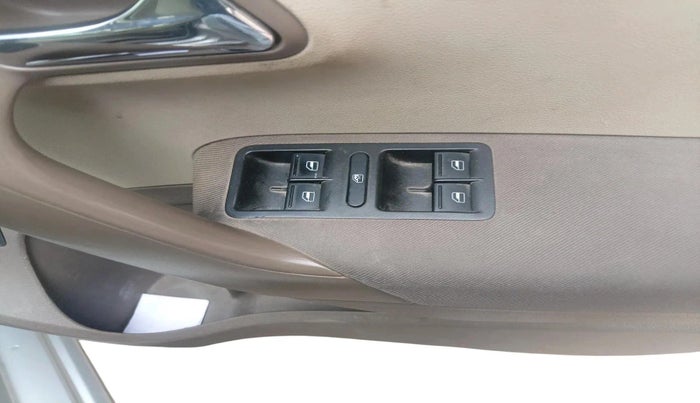 2016 Skoda Rapid 1.5 TDI CR ACTIVE, Diesel, Manual, 1,91,491 km, interior