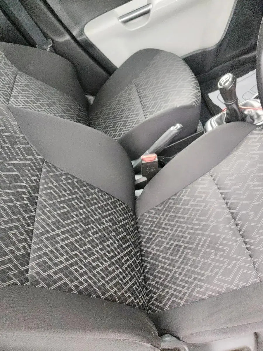 2023 Maruti IGNIS ZETA 1.2, Petrol, Manual, 18,339 km, interior