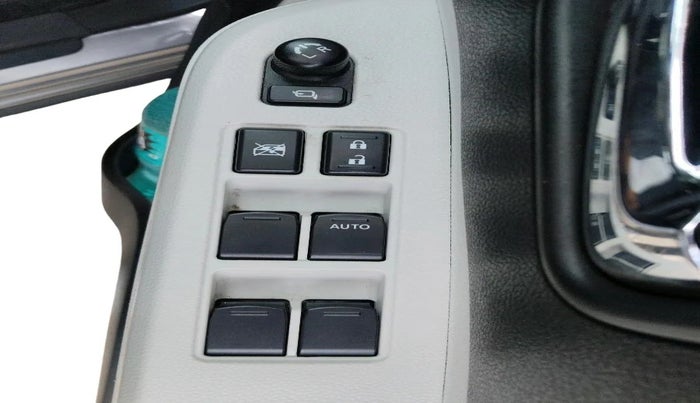 2023 Maruti IGNIS ZETA 1.2, Petrol, Manual, 18,339 km, interior