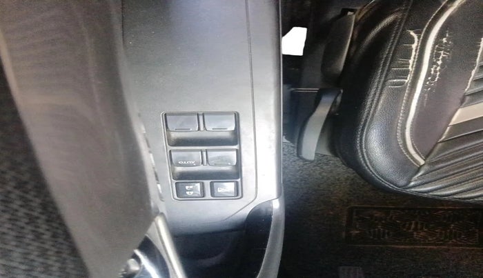 2017 Maruti Vitara Brezza ZDI, Diesel, Manual, 1,42,300 km, interior