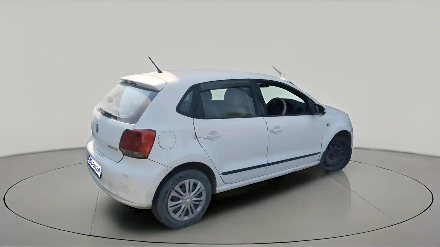 2013 Volkswagen Polo COMFORTLINE 1.2L, Diesel, Manual, 1,28,848 km, exterior