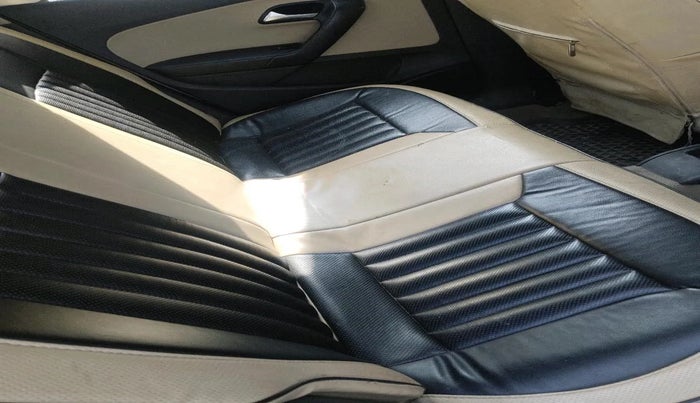 2013 Volkswagen Polo COMFORTLINE 1.2L, Diesel, Manual, 1,28,848 km, interior