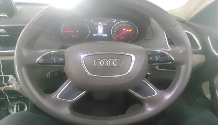2013 Audi Q3 2.0 QUATTRO TDI AT, Diesel, Automatic, 1,21,535 km, interior