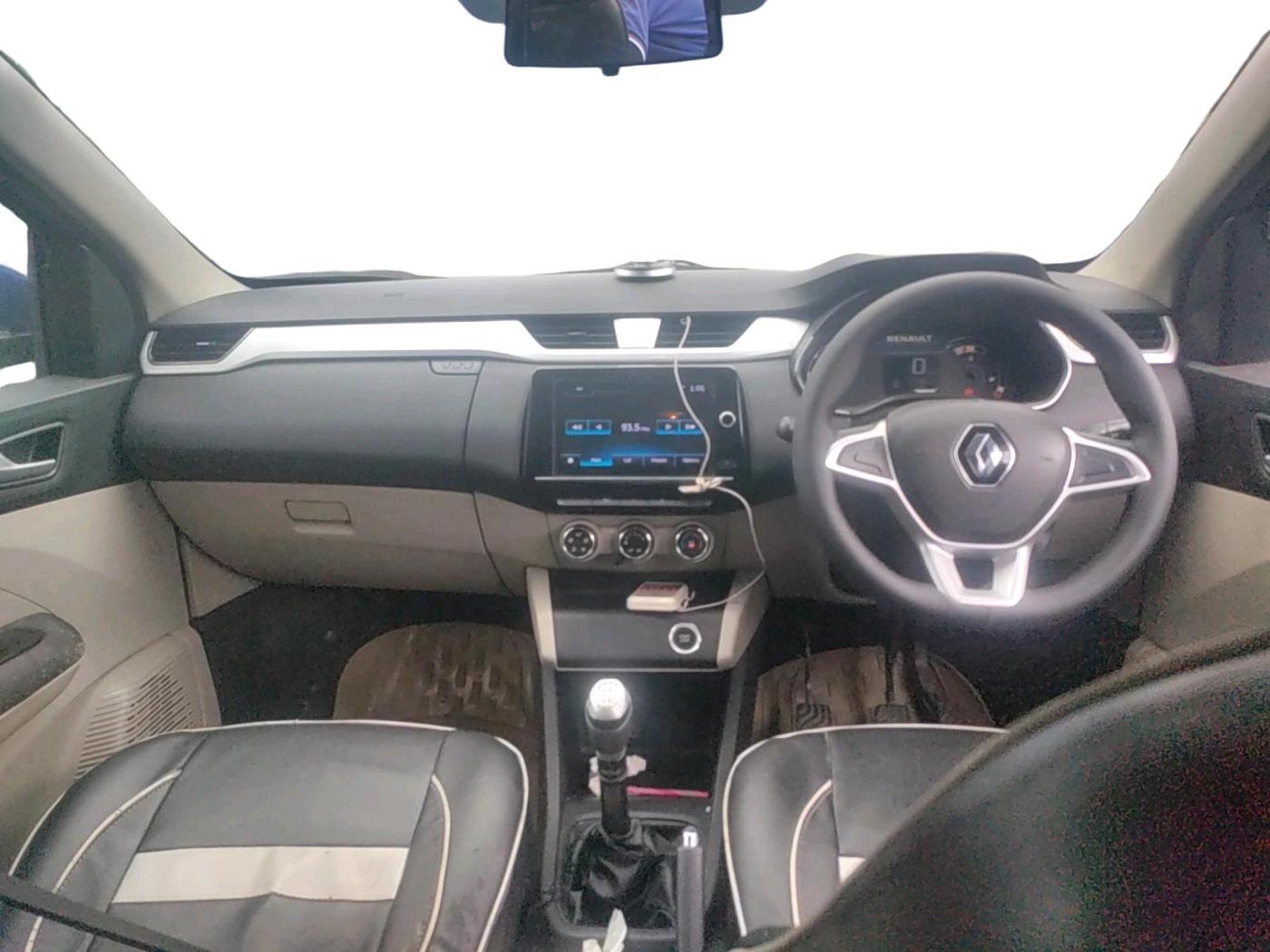 2019 Renault TRIBER RXZ, Petrol, Manual, 71,139 km, interior