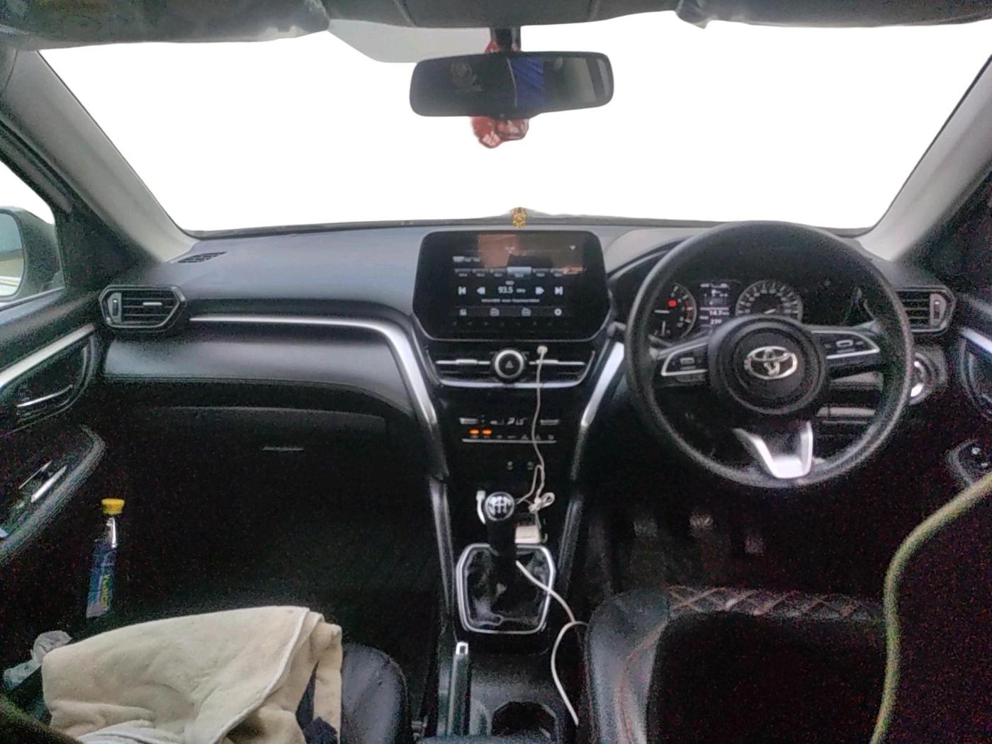 2024 Toyota URBAN CRUISER HYRYDER G NEO DRIVE, Petrol, Manual, 21,722 km, interior