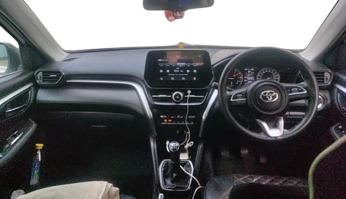 2024 Toyota URBAN CRUISER HYRYDER G NEO DRIVE, Petrol, Manual, 21,722 km, interior