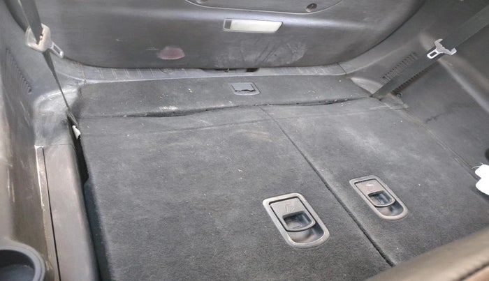 2013 Mahindra XUV500 W8 AWD, Diesel, Manual, 86,000 km, interior