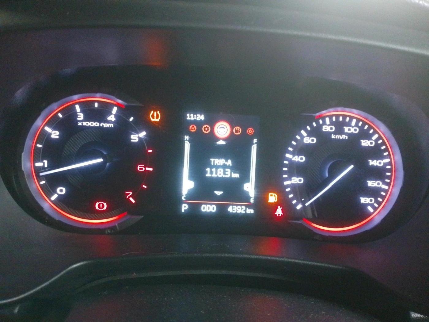 2025 Mahindra Thar LX P 2WD AT HT, Petrol, Automatic, 4,392 km, interior