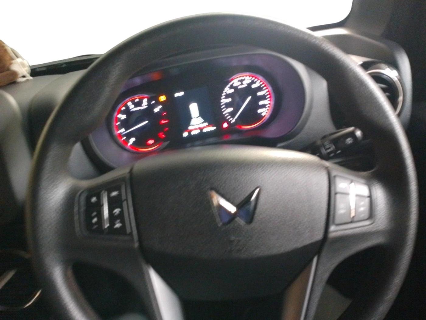 2025 Mahindra Thar LX P 2WD AT HT, Petrol, Automatic, 4,392 km, interior