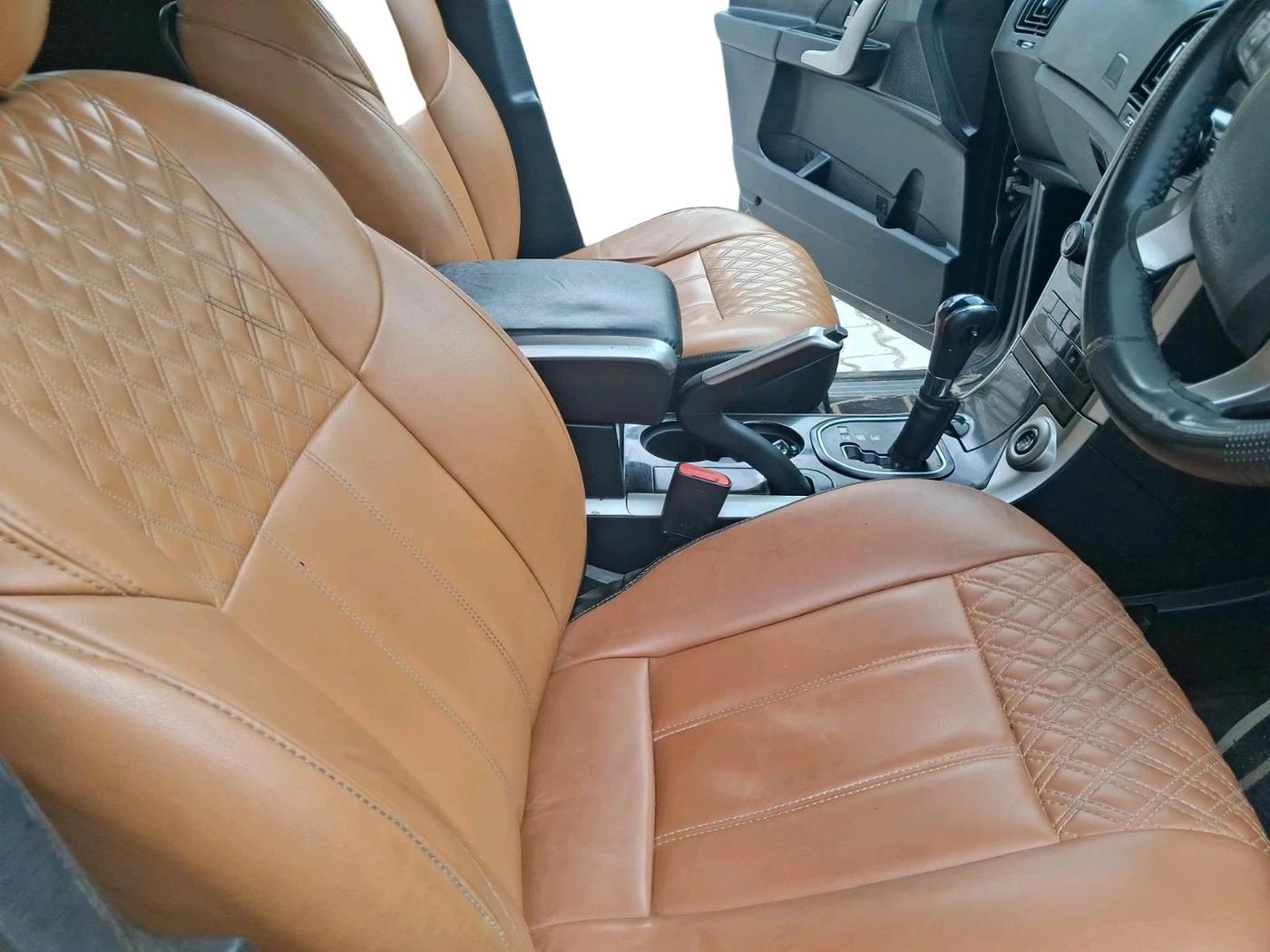2019 Mahindra XUV500 W7 AT, Diesel, Automatic, 72,648 km, interior