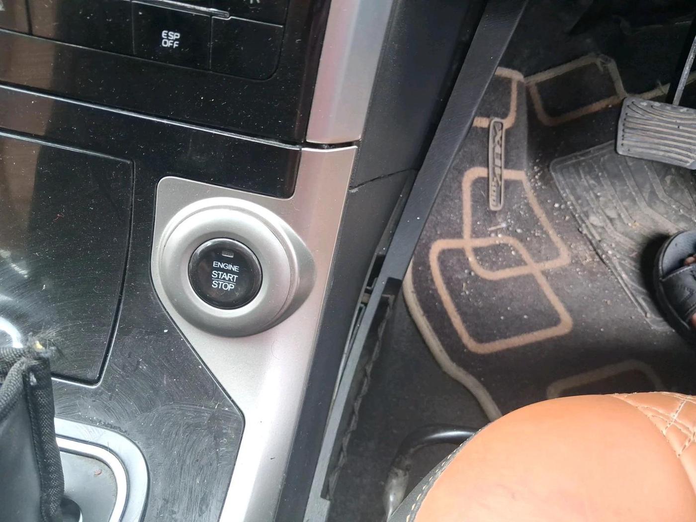 2019 Mahindra XUV500 W7 AT, Diesel, Automatic, 72,648 km, interior