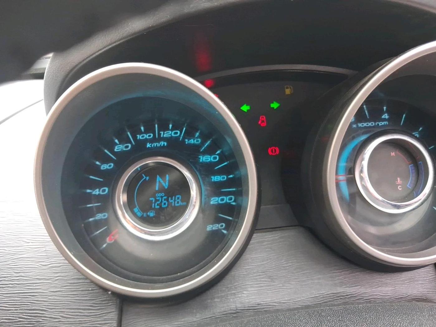 2019 Mahindra XUV500 W7 AT, Diesel, Automatic, 72,648 km, interior