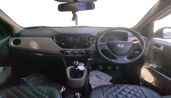 2015 Hyundai Grand i10 SPORTZ 1.2 KAPPA VTVT, Petrol, Manual, 65,727 km, interior