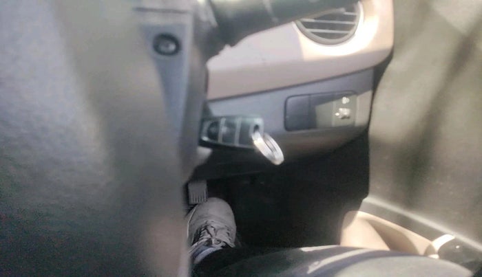 2015 Hyundai Grand i10 SPORTZ 1.2 KAPPA VTVT, Petrol, Manual, 65,727 km, interior