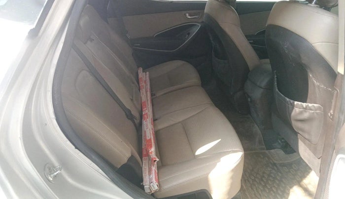 2014 Hyundai Santa Fe 2 WD, Diesel, Manual, 1,12,553 km, interior