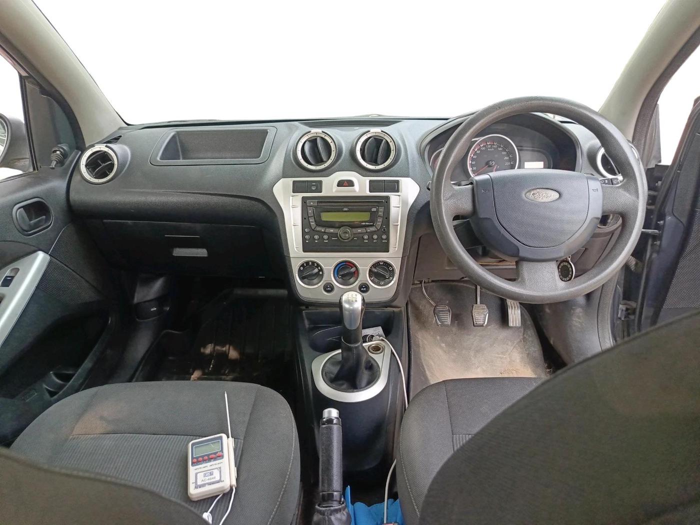2013 Ford Figo ZXI 1.2 PETROL, Petrol, Manual, 93,533 km, interior