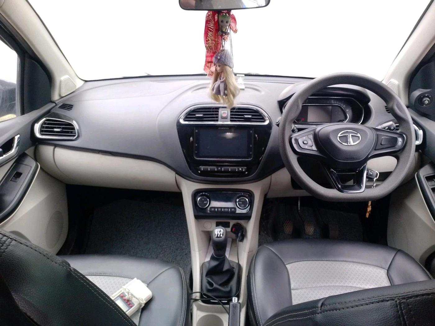 2022 Tata Tiago XZ PLUS PETROL, Petrol, Manual, 28,714 km, interior