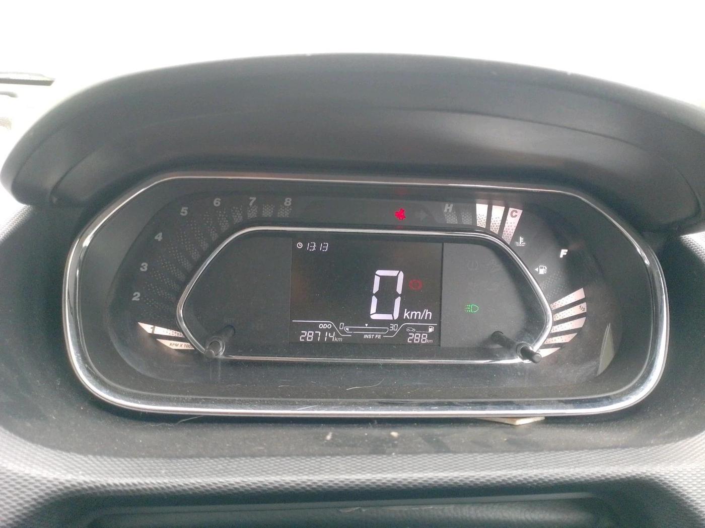 2022 Tata Tiago XZ PLUS PETROL, Petrol, Manual, 28,714 km, interior