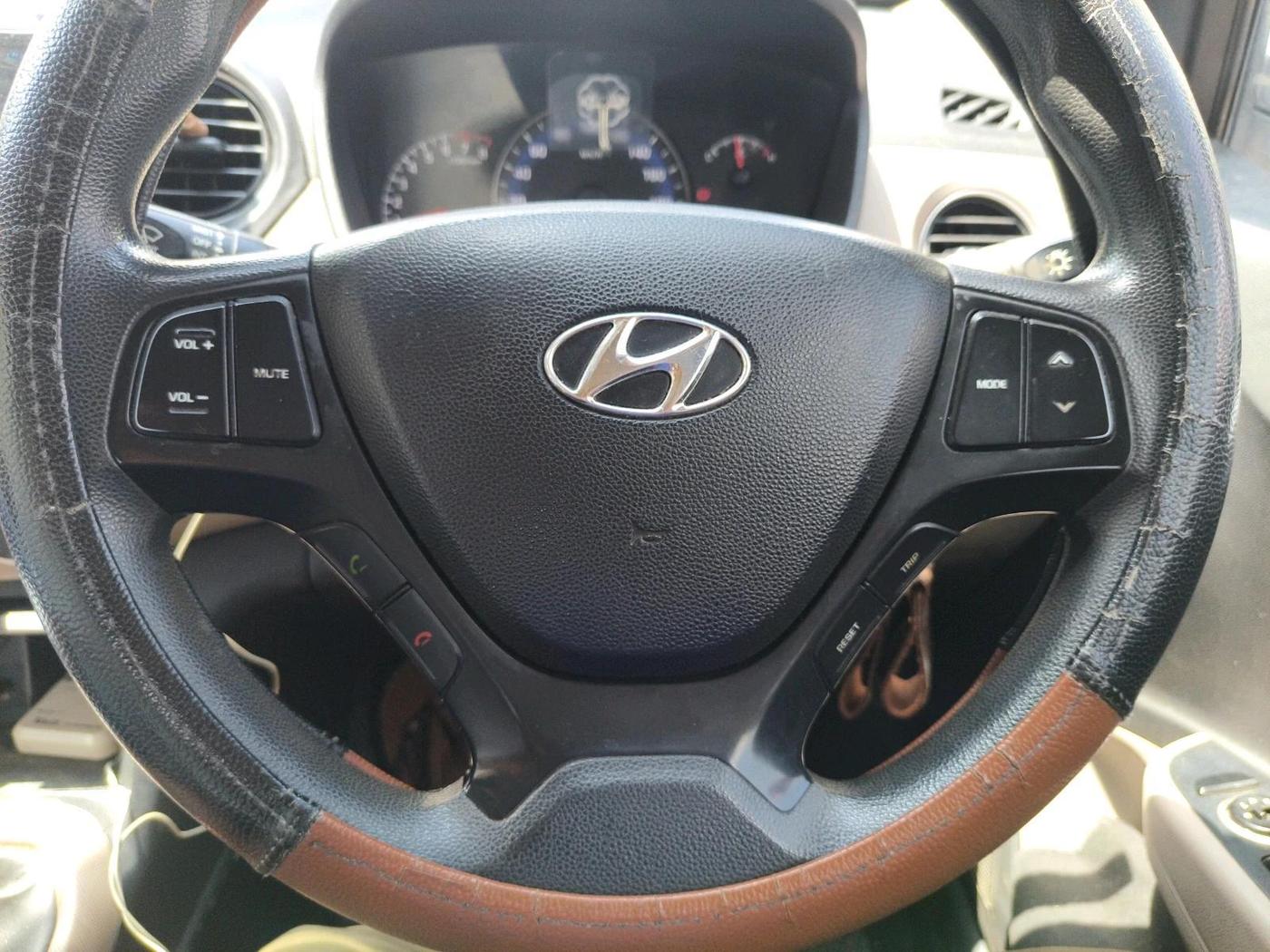 2016 Hyundai Xcent S 1.2, Petrol, Manual, 59,129 km, interior