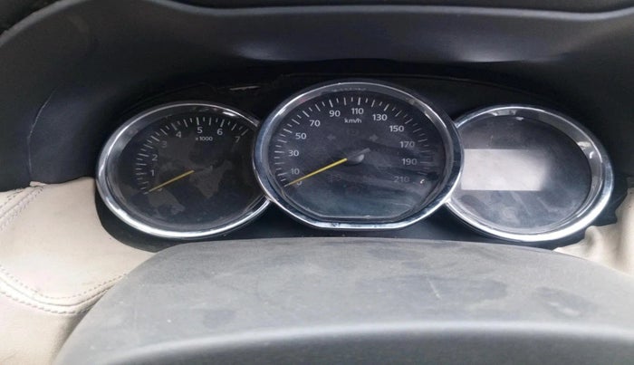 2017 Renault Duster 110 PS RXZ 4X2 AMT DIESEL, Diesel, Automatic, 50,000 km, interior