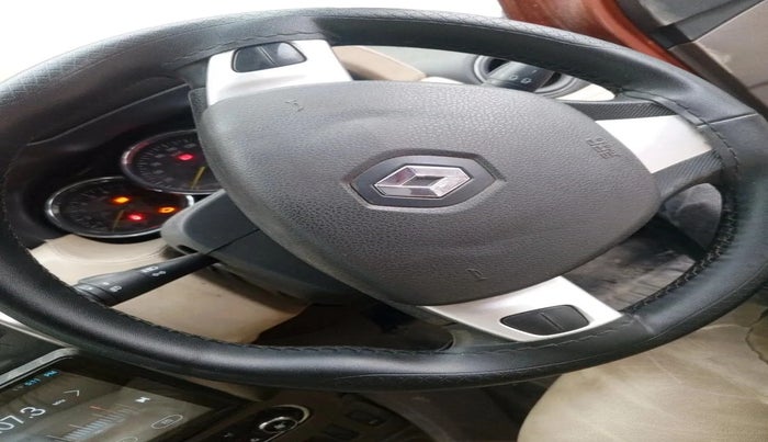 2017 Renault Duster 110 PS RXZ 4X2 AMT DIESEL, Diesel, Automatic, 50,000 km, interior