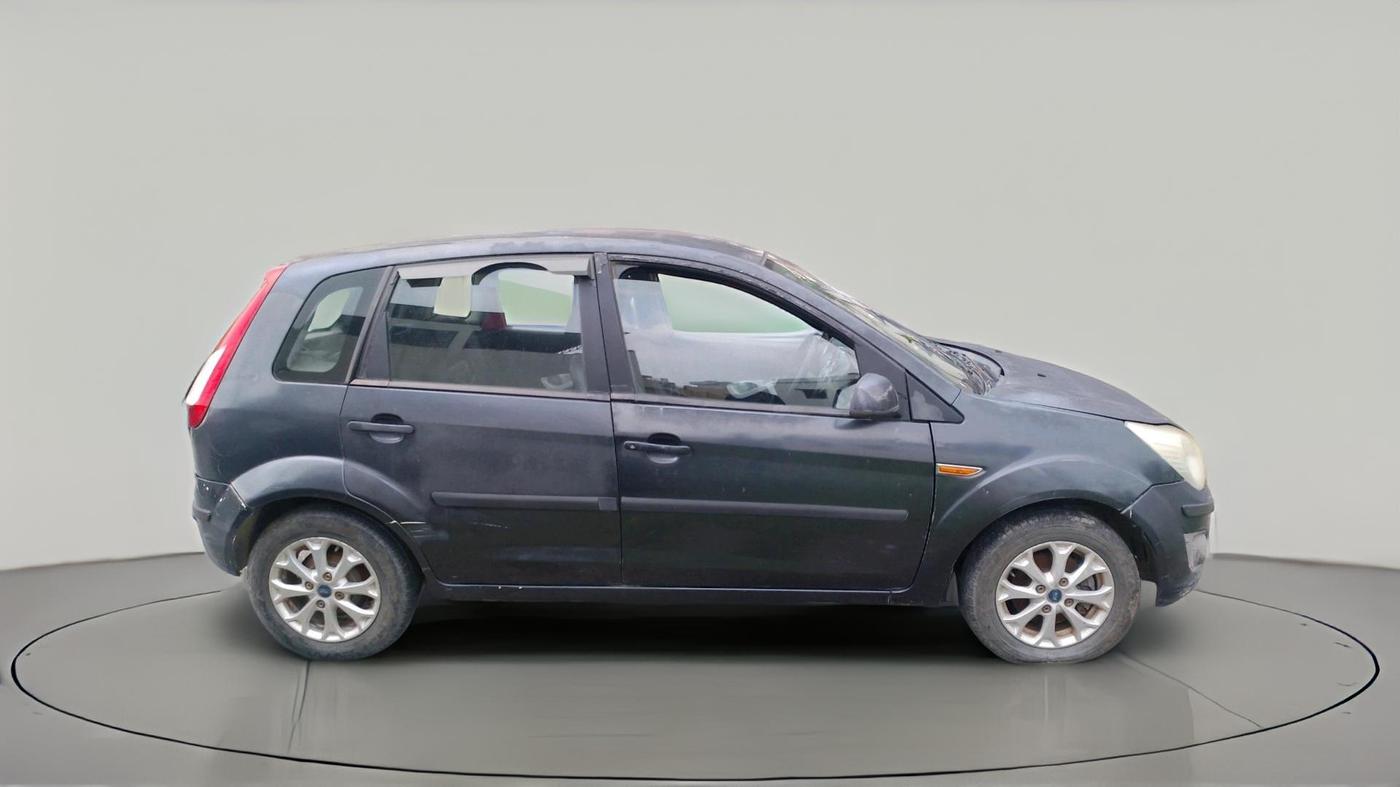 2013 Ford Figo TITANIUM 1.2 PETROL, Petrol, Manual, 59,854 km, exterior