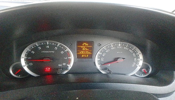 2015 Maruti Swift ZXI, Petrol, Manual, 1,35,000 km, interior