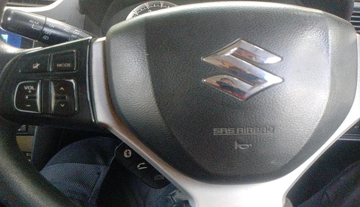 2015 Maruti Swift ZXI, Petrol, Manual, 1,35,000 km, interior