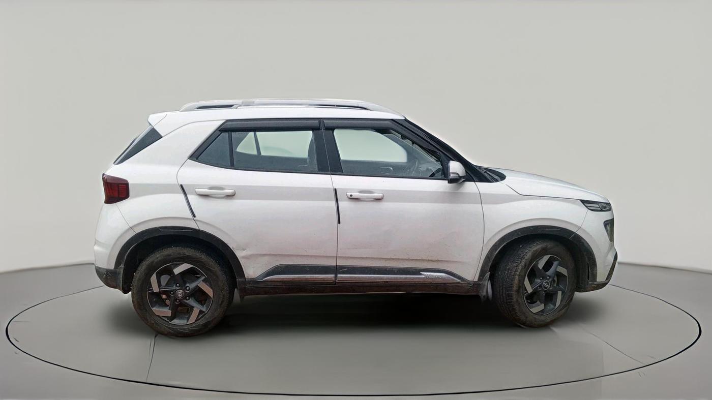 2021 Hyundai VENUE SX 1.5 CRDI, Diesel, Manual, 71,000 km, exterior