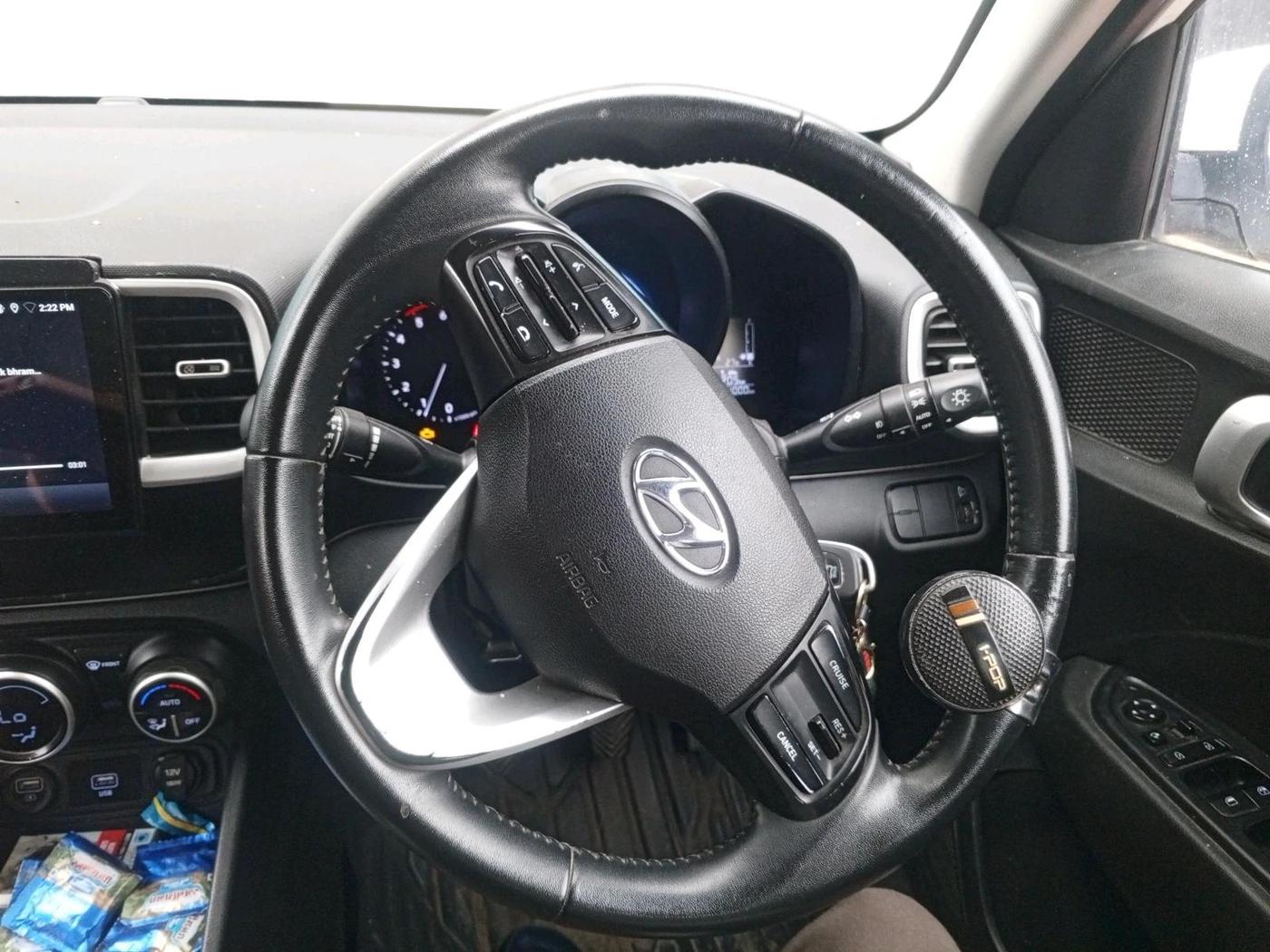2021 Hyundai VENUE SX 1.5 CRDI, Diesel, Manual, 71,000 km, interior