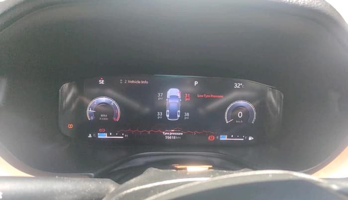 2023 Jeep MERIDIAN LIMITED (O) 4X2 AT, Diesel, Automatic, 59,418 km, interior