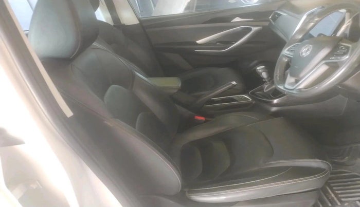 2019 MG HECTOR SHARP HYBRID 1.5 PETROL, Petrol, Manual, 20,625 km, interior