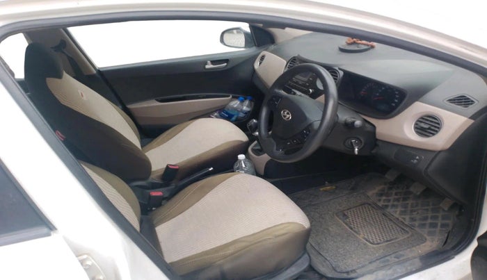 2015 Hyundai Xcent S (O) 1.2, Petrol, Manual, 53,475 km, interior