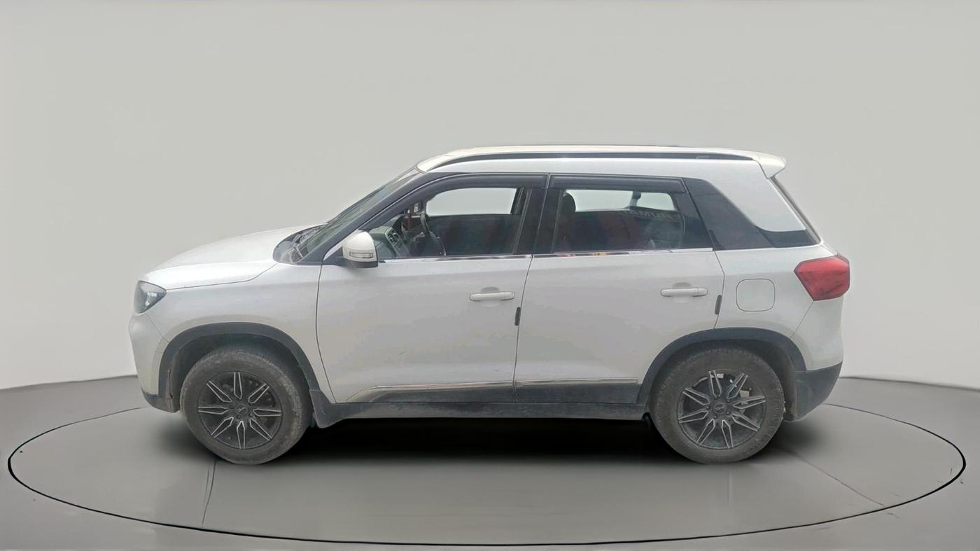 2021 Maruti Vitara Brezza LXI, Petrol, Manual, 83,000 km, exterior