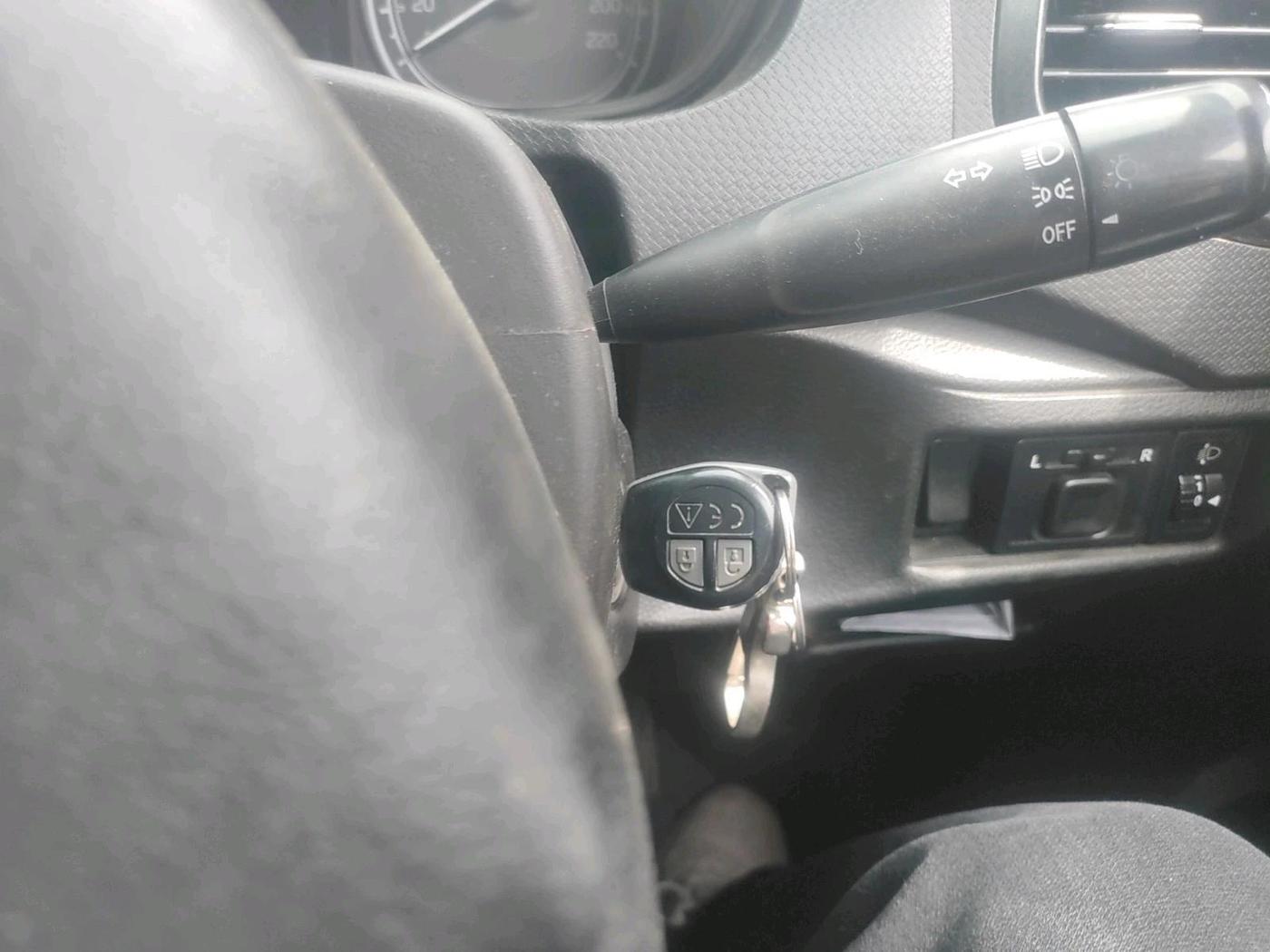 2021 Maruti Vitara Brezza LXI, Petrol, Manual, 83,000 km, interior