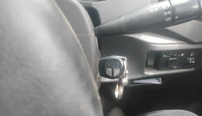 2021 Maruti Vitara Brezza LXI, Petrol, Manual, 83,000 km, interior