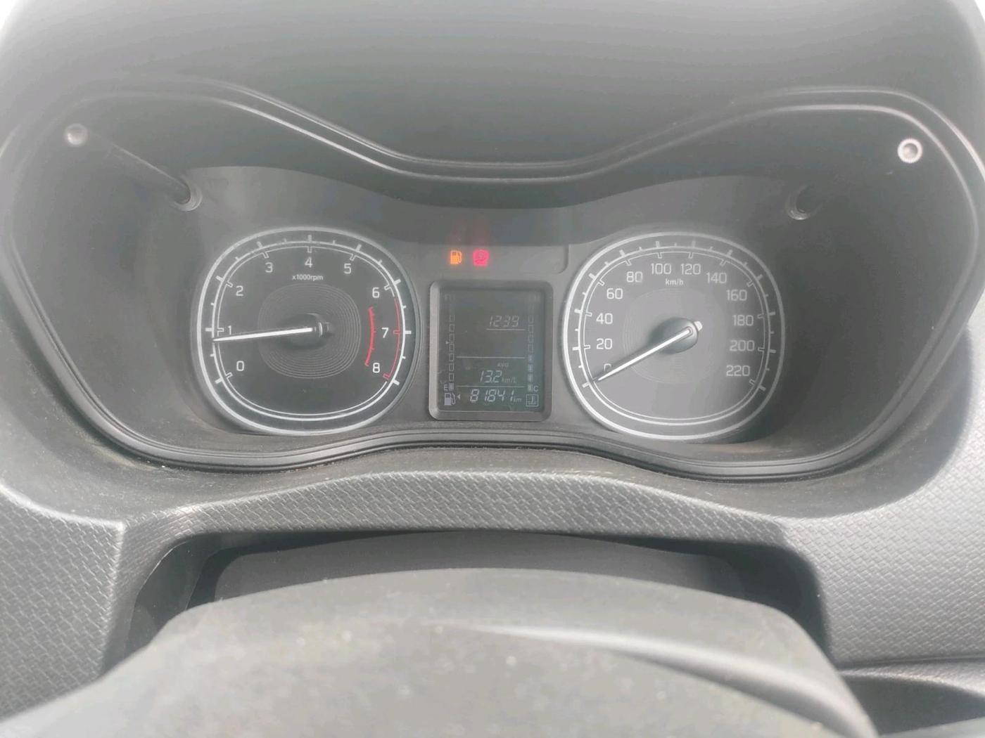 2021 Maruti Vitara Brezza LXI, Petrol, Manual, 83,000 km, interior
