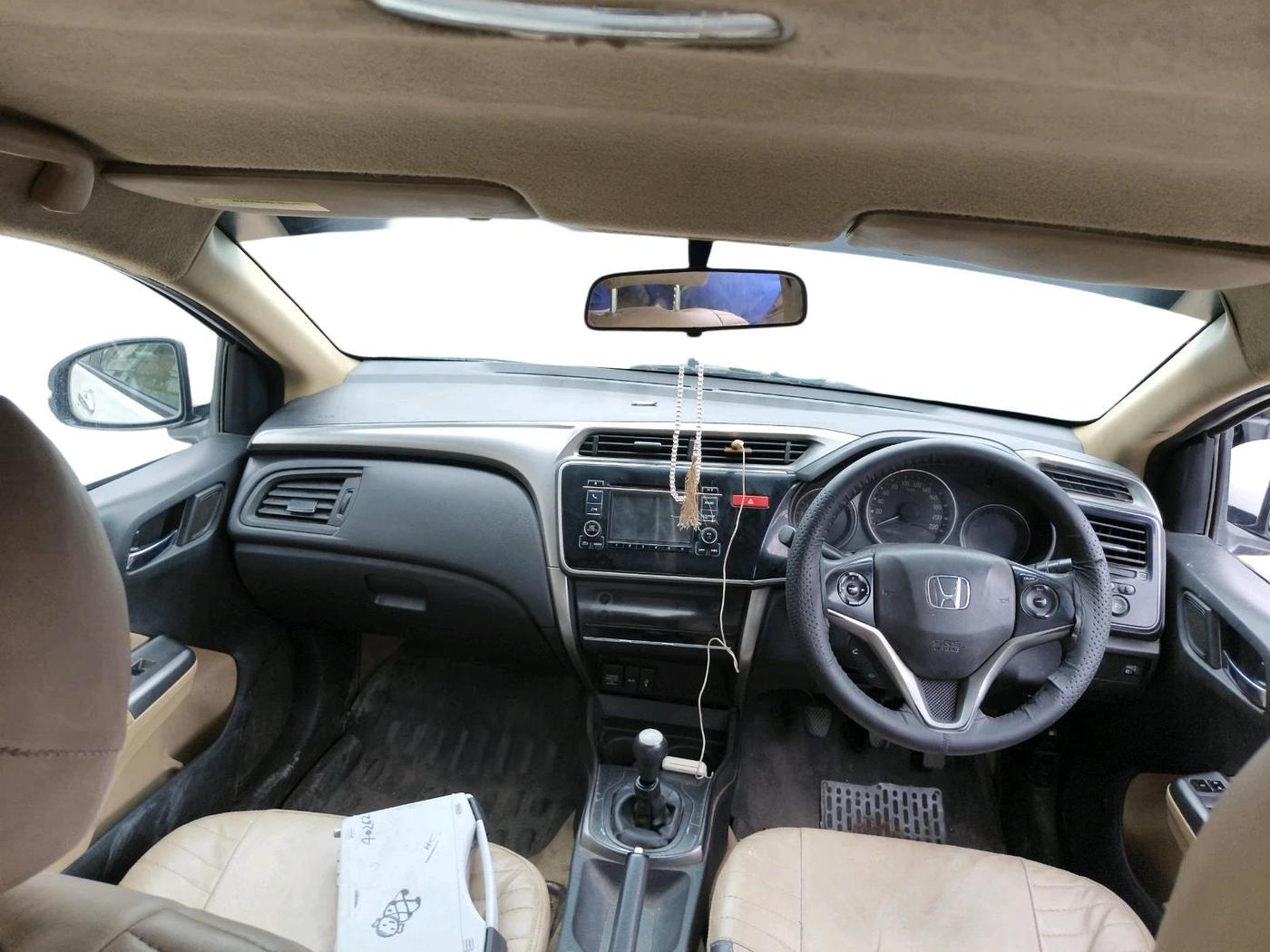 2014 Honda City 1.5L I-DTEC V, Diesel, Manual, 1,00,000 km, interior
