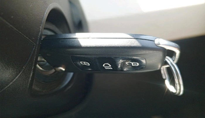 2014 Tata Zest XT PETROL, Petrol, Manual, 64,496 km, interior