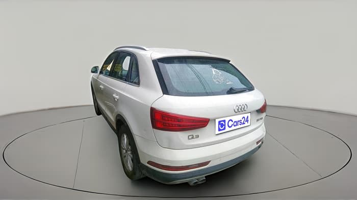 2017 Audi Q3 30 TDI Premium FWD, Diesel, Automatic, 1,17,573 km, exterior