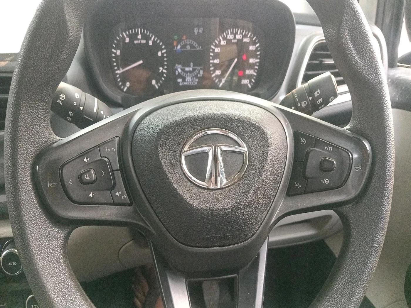 2022 Tata ALTROZ XZ PETROL, Petrol, Manual, 20,511 km, interior